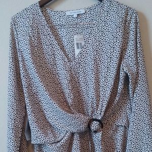 Vanity Room Women's size Large Leopard Print NWT